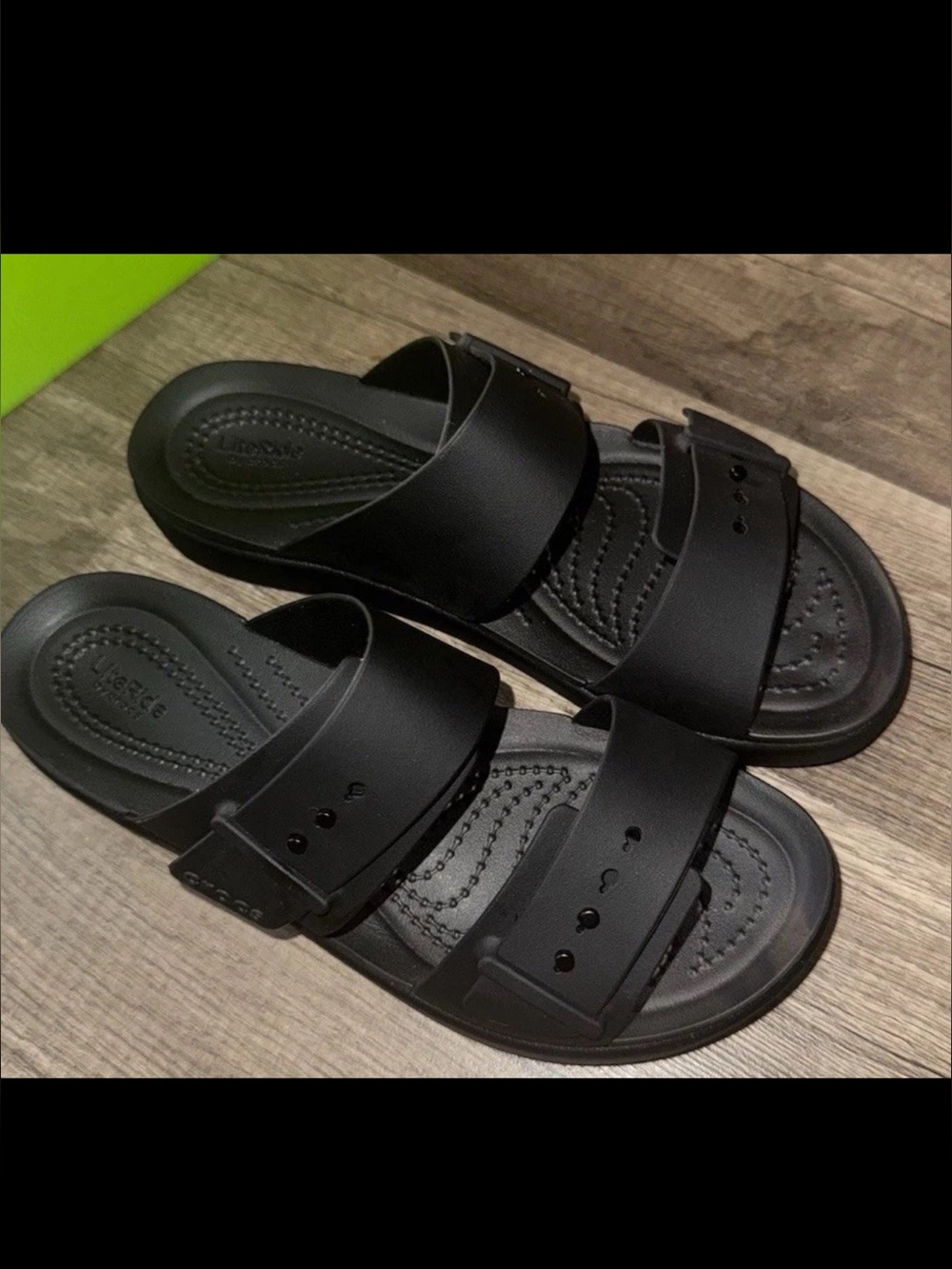 Crocs bucket sandals